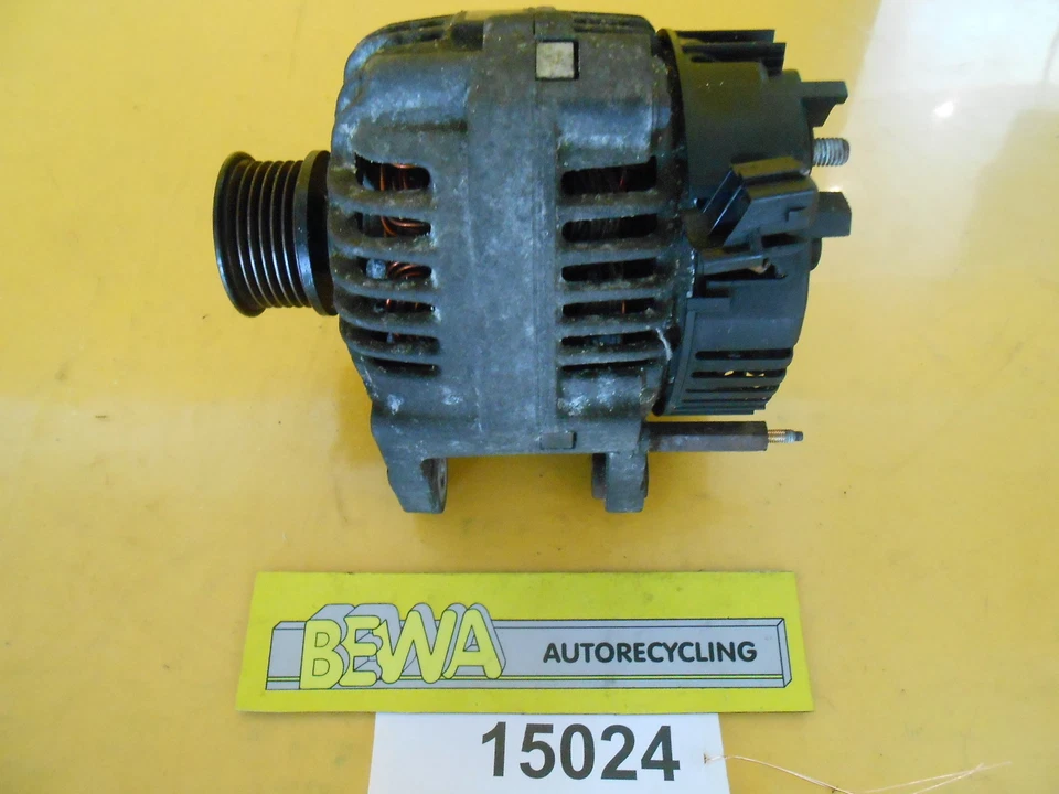 Alternator VW Golf III 037903023G No. 15024/E - Image 1 of 1