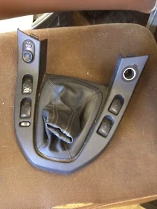 2004 Saturn Vue shifter bezel with window controls - Picture 1 of 2