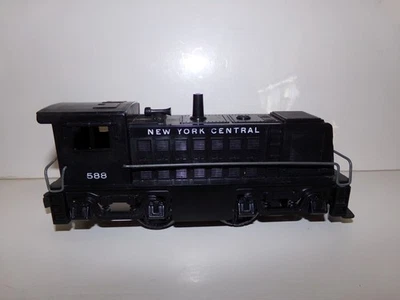 MARX #588 NEW YORK CENTRAL DIESEL SWITCHER ,BLACK - Image 1 of 4