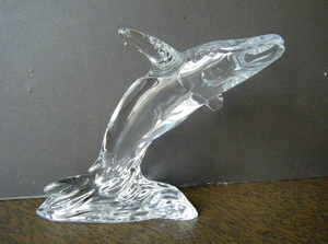 Older Waterford Crystal Ireland Breaching Humpback Whale Statue 1050407 - Picture 1 of 6