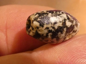 ANTIKE ASIATISCHE MINOR WESTASIEN SCHWARZ WEISS DIORIT DOPPELKEGELFORM PERLE 17,2-9,7 MM - Bild 1 von 5