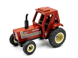 1/64 Hesston 980 DT Tractor With Front Wheel Assist - Picture 1 of 1