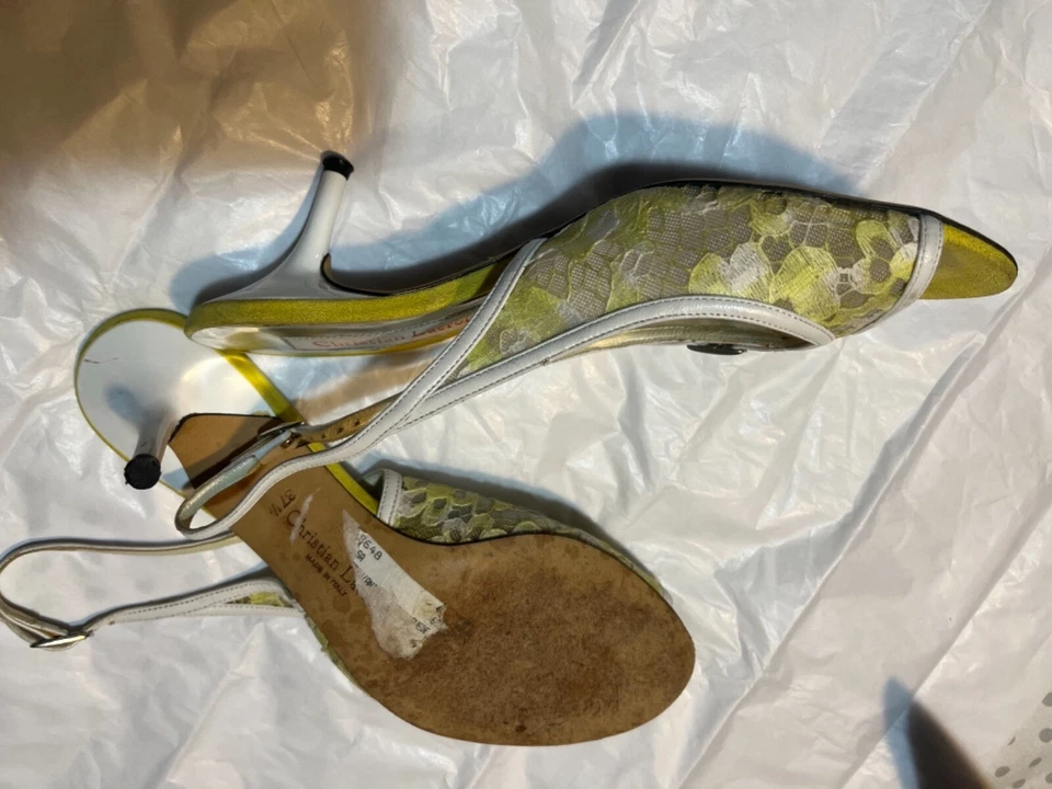 De colección Años 90 Christian Lacroix Amarillo Encaje Eslinga Trasera Punta Abierta Tacones Talla 371/2 Foto 1 de 4