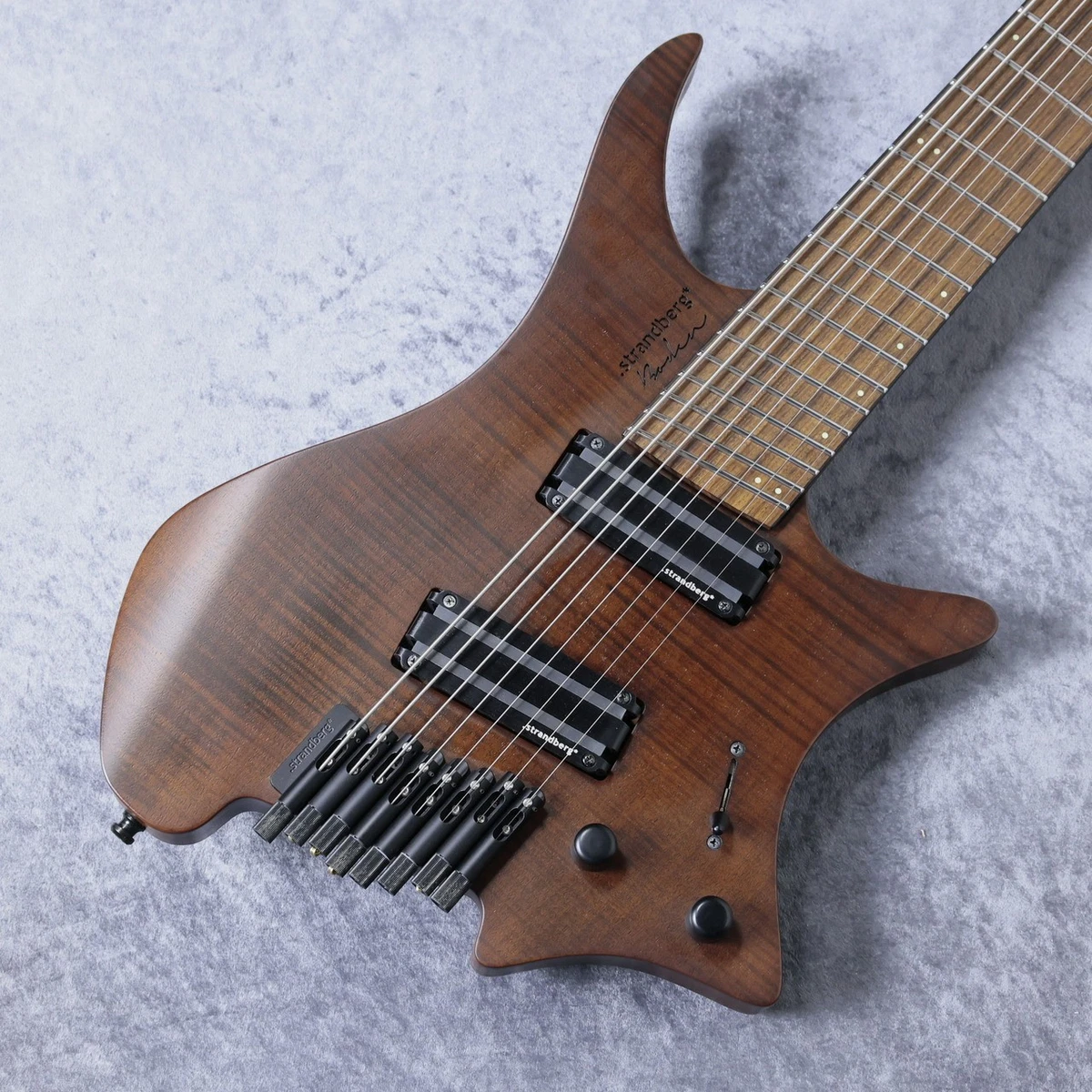Preços baixos em Strandberg 8 cordas para destros Guitarras