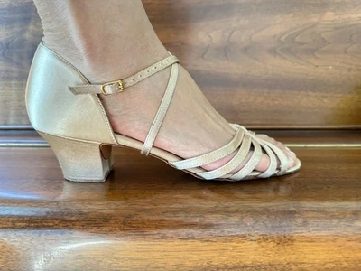 Women's Capezio Beige Leather Ballroom Dance High Heels SZ 9 M shoes - Image 1 of 4