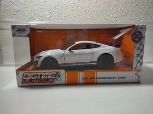 Bigtime Muscle 2020 Ford Shelby Mustang GT500 1:24 Scale Diecast Model White - Picture 1 of 2
