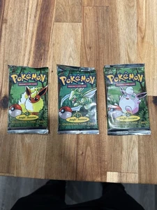 Vintage 1999 Pokemon Jungle Unlimited Booster Packs! Factory Sealed!! - Picture 1 of 7