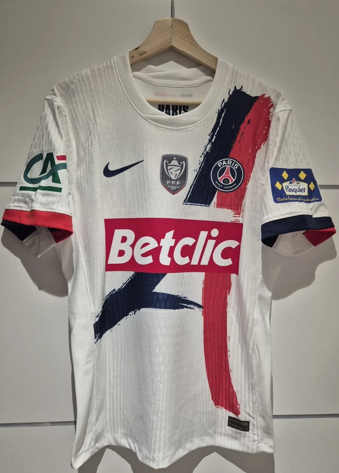 Maillot PSG pro DOUÉ coupe de France 2025 - Photo 1/4