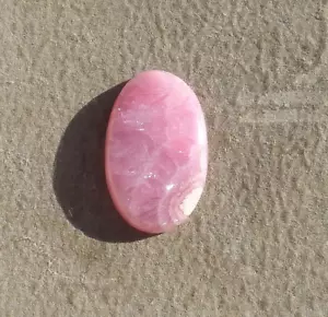 Pink hand cut natural Rhodochrosite cabochon from Argentina (20.20 carats) - Picture 1 of 8