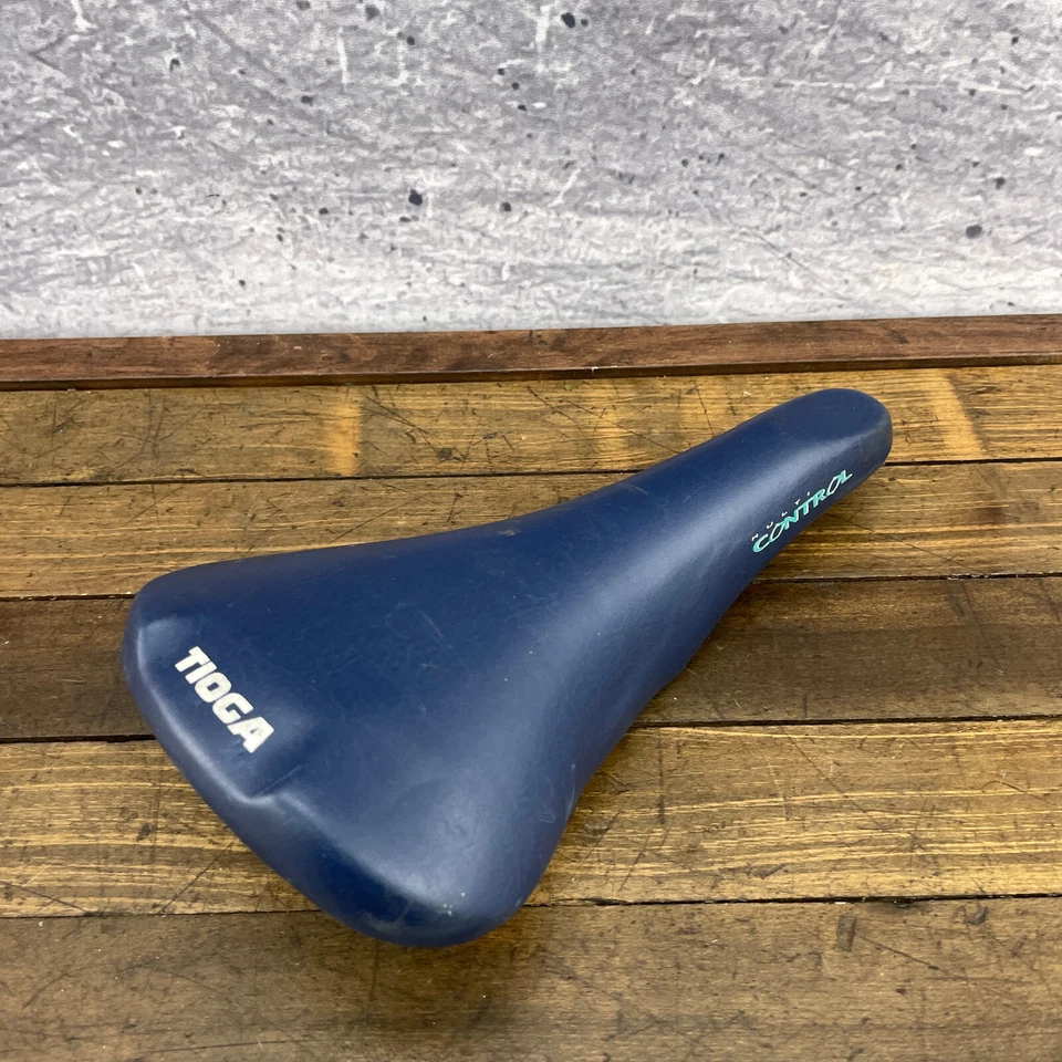 Asiento Multi Control Vintage Tioga AZUL Sillín DOBLADO Road Tour MTB Años 80 90 Carretera Foto 1 de 4