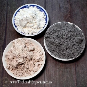 ~Revenge~Hoodoo Sachet Powder:(malevolence,Retribution) Wicca,Magic,witchcraft - Picture 1 of 1