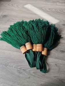 Set Of 5 Bottle Green Archery Tassles ,arrow Cleaners - Picture 1 of 4