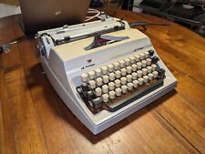 machine à écrire Scheidegger  + ruban neuf   totalement révisée