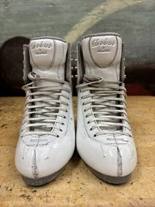 Women's DEBUT by JACKSON FIGURE SKATING BOOTS 4R Boot No blades 2450 - Picture 1 of 21