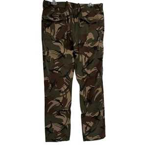 Wallace & Barnes Green Camo Cargo Pants J.Crew 33x32 Cotton Button Fly - Picture 1 of 10