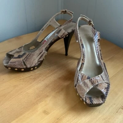 Stuart Weitzman слинга назад змея кожи "Blenny" с заклепками платформе Opentoe каблук 8,5 - Изображение 1 из 4