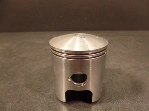 VINTAGE UNKNOWN BRAND PISTON A7006 1CX [F]  - Picture 1 of 12