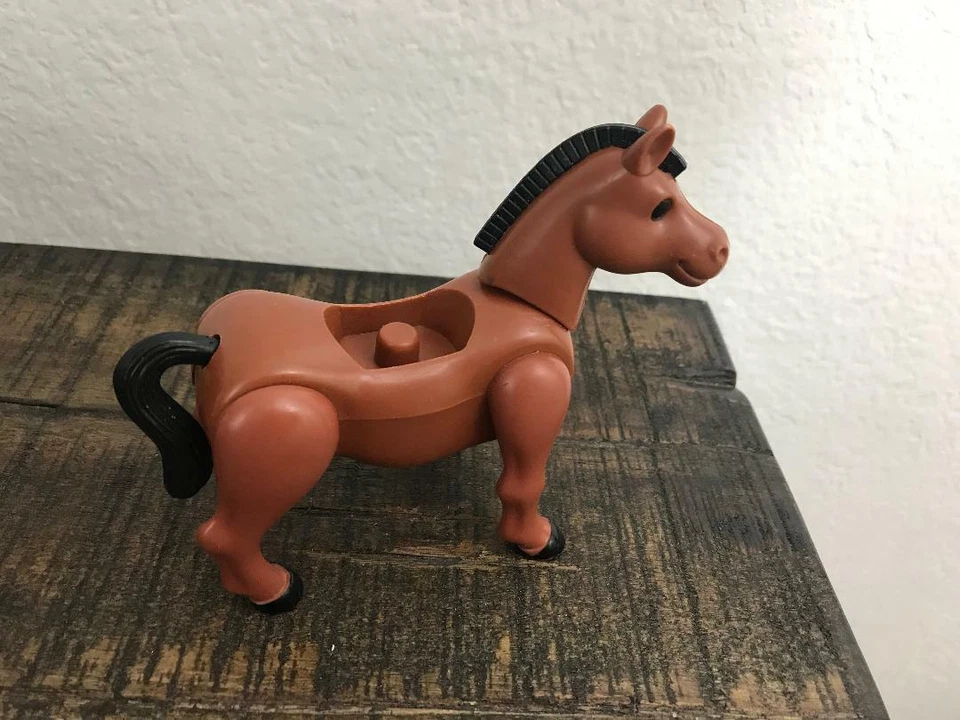 Винтажный Playskool Playmates лошадь коричневый корпус черная грива хвост пластик - Изображение 1 из 4