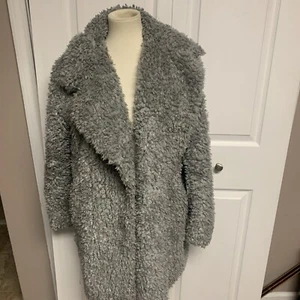 Wild Fable Women's Faux Fur Jacket Brown Zip Up Small Puffy Style BOMBER STYLE - Picture 1 of 8