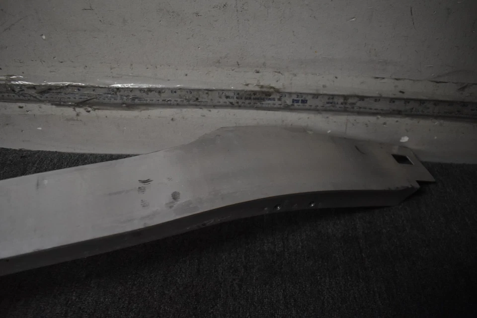 2012-2015 BMW 328I barra de reforço frontal fabricante de equipamento original - Imagem 1 de 4