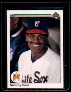 1990 Upper Deck #17 Sammy Sosa Rookie - Picture 1 of 2