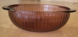 Vintage Pyrex 2QT 2L Cranberry/Purple Sculpted Glass Baking Casserole Dish - Picture 1 of 4