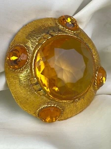 DALSHEIM Vintage 50s-60s Gold Tone Round Large Pin Brooch Pendant Amber Colored - Picture 1 of 8