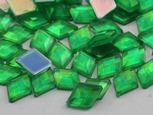 Gemme acriliche diamantate retro piatto AB peridoto verde 10x7 mm -100 pezzi - Foto 1 di 3
