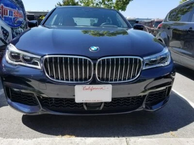 Soporte de matrícula Sto N Sho para BMW 750i M Sport 2018 (extraíble, metal) Foto 1 de 4