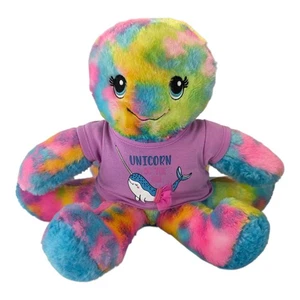 T-shirt maglietta costruisci un orso polpo arcobaleno che indossa narvali tintura vorticosa peluche - Foto 1 di 6