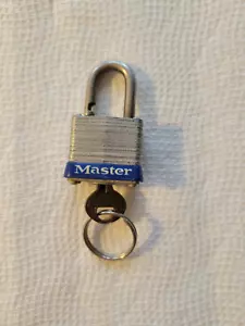 MASTER LOCK / Lucchetto con chiave - 1 pollice - Foto 1 di 4
