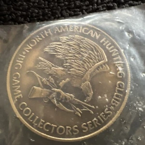 North American Hunting Club NAHC Collectors Medallion Whitetail Deer Big Game. - Picture 1 of 7