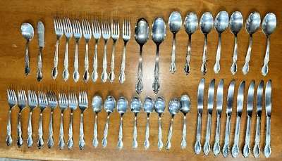 Wm Rogers VICTORIAN ROSE Silverplate Service for 8 (-1 Soup Spoon) - Image 1 of 4