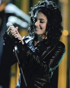 KATIE MELUA SIGNED SEXY PHOTO (6) - Foto 1 di 1