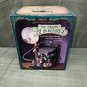 1990 Enesco You Oughta Be In Pictures Deluxe Action Music Box -Brand New In Box - Picture 1 of 13
