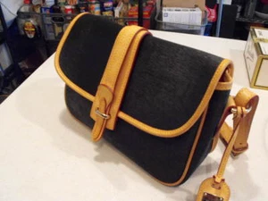 Terrific DOONEY & BOURKE Black & Brown Textured Nylon/Calfskin Shoulder Bag - Picture 1 of 5