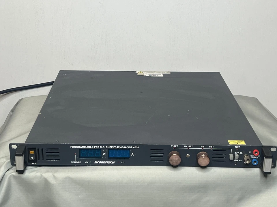 Fonte de alimentação DC programável de vários intervalos B&K Precision VSP4030 - Imagem 1 de 4