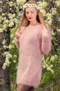 Abito mohair rosa fuzzy estivo designer lavorato a mano leggero tunica sexy SuperTanya - Foto 1 di 12