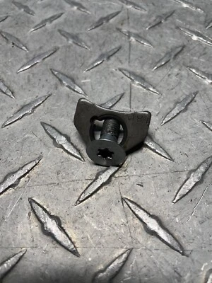 Yamaha YZ250FX YZ WR 250 450 F 2009-2023 placa de cubierta de rodamiento 18P-15383-00-00 Foto 1 de 4