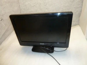 22" LCD HDTV Widescreen HDMI Philips 720p 60hz ATSC 22PFL3504D/F7_NO REMOTE - Picture 1 of 4