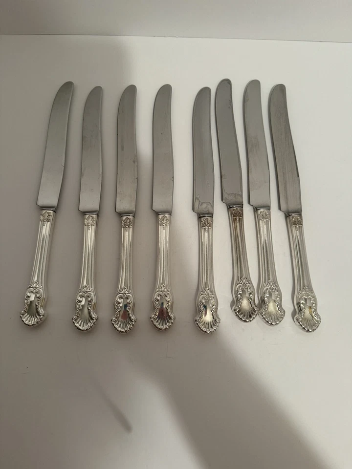 "Juego de 8 cuchillos de mantequilla de 9,5"" con patrón de concierto de National Guildcraft de colección 1944"  Foto 1 de 4