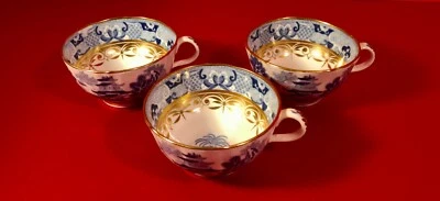 Tazas con patas Three Miles Mason Broseley Willow azul y blanco transferencia c1807-1813 Foto 1 de 4