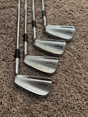 Ben Hogan Director 5, 6, 8, 9 Irons RH Regular Flex - Image 1 of 4