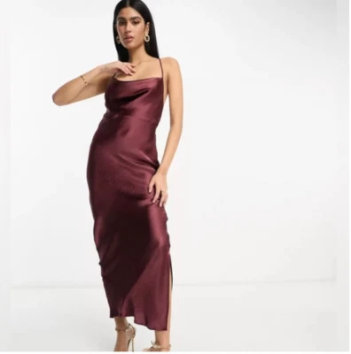 Vestido maxi slip diseño ASOS satinado alto brillo con cordones espalda talla 6 vino Foto 1 de 4