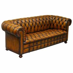 1 OF 2 LOVELY HAND DYED RESTORED WHISKY BROWN PLEATED LEATHER CHESTERFIELD SOFA