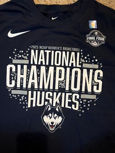 NEW 2025 Nike NCAA Huskies Womens Basketball National Champions Size Men's XL - Picture 1 of 3