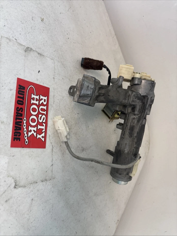 1997 Toyota Camry conjunto de interruptor de ignição e chave com 3 cilindros de trava 45020-33-4 - Imagem 1 de 4