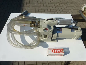 Dieselpumpe FLUTEC 24V DC tragbar selbstansaugend für Benzin etc neuwertig TOPP - Picture 1 of 7