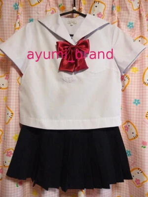 E09 ^_^ Uniforme de colegiala japonesa ¡Verano! Talla M. ¡Logo escolar! Perfecto Foto 1 de 4