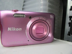 Nikon Compact Digital Camera Coolpix A300 Pink UK seller - Picture 1 of 3